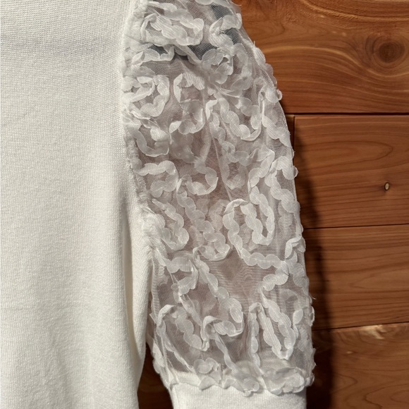 Catherine Malandrino short sleeve sweater - Picture 4 of 4